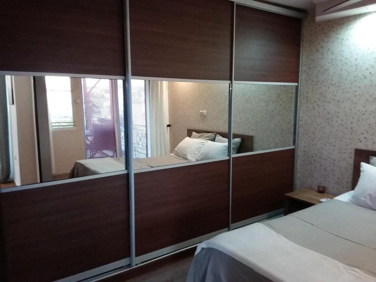 Gazi View Apartments #1 アテネ エクステリア 写真